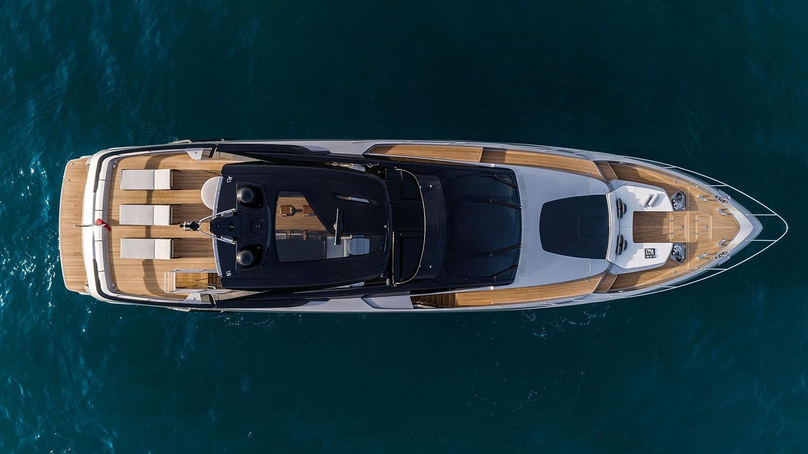M/Y NOI weekly yacht charter Cannes