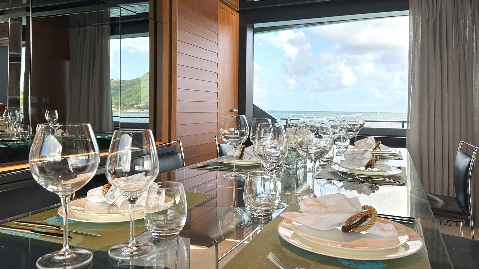M/Y NOI Weekly yacht Charter Cannes
