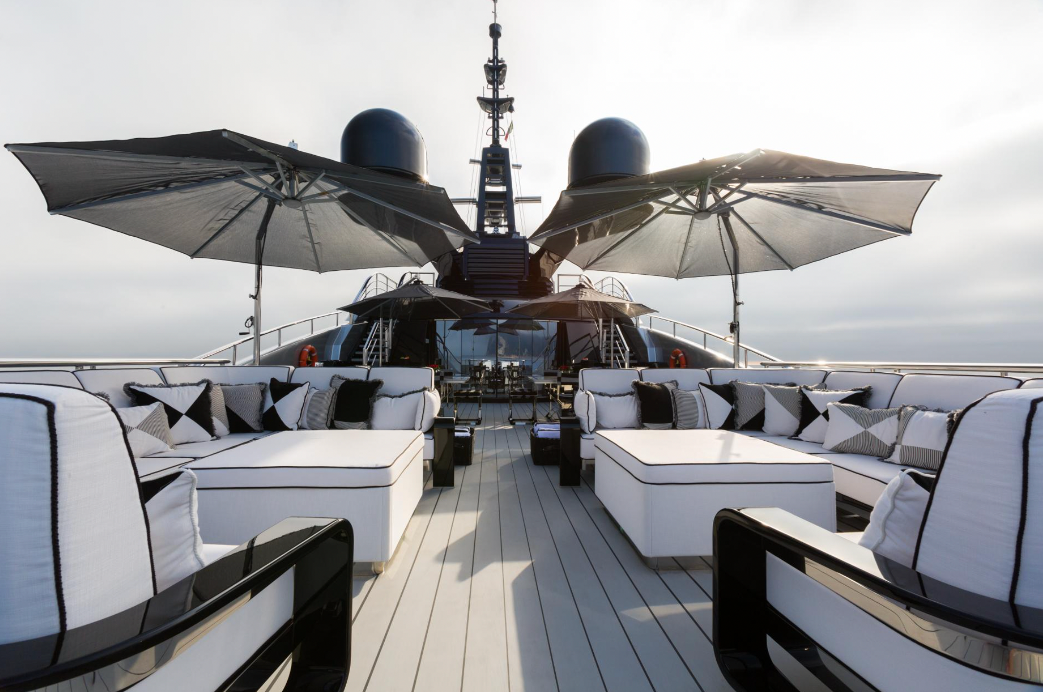 OKTO Luxury Yacht Charter St Tropez France