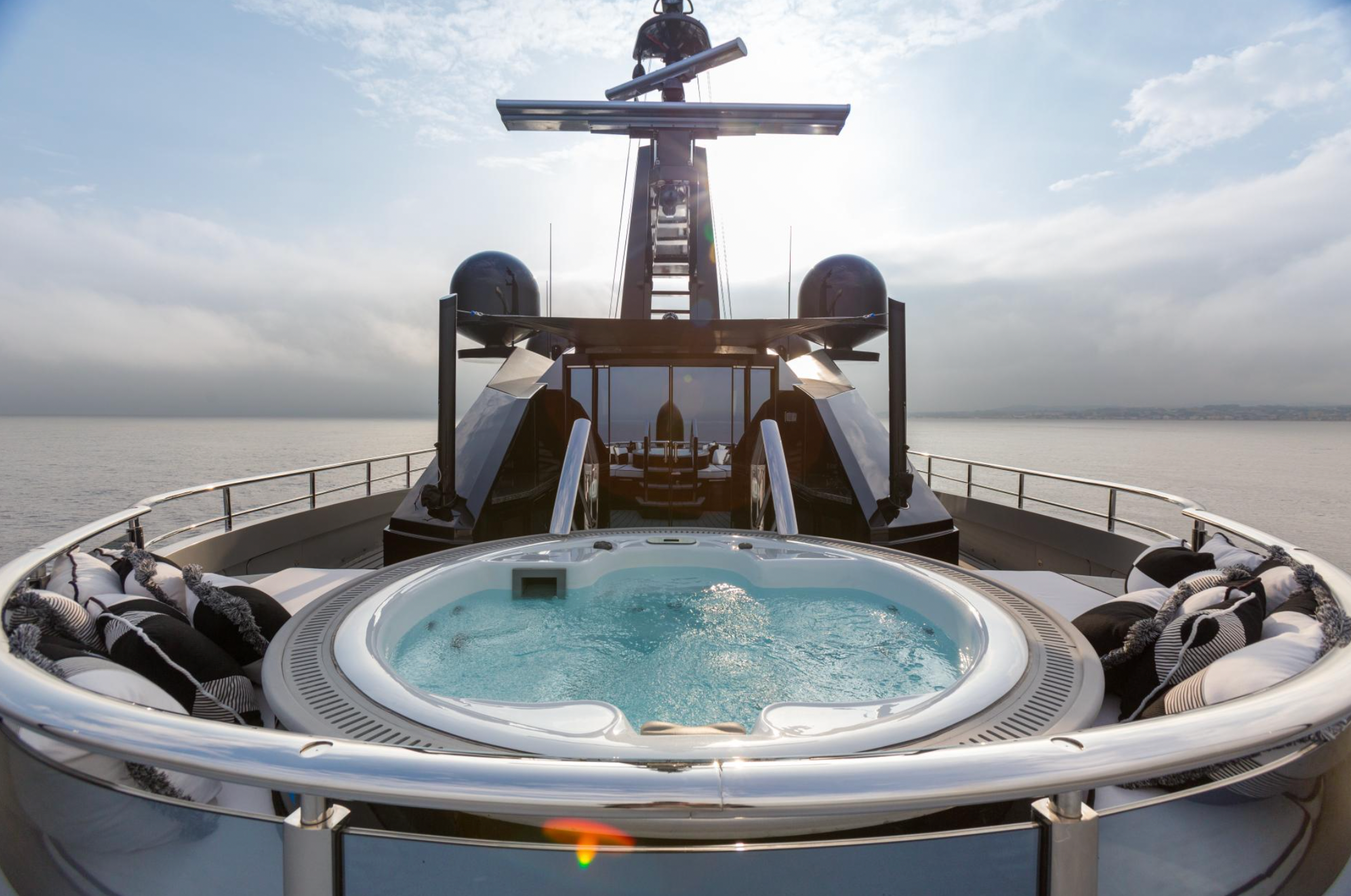 OKTO Private Yacht Charter St Tropez France