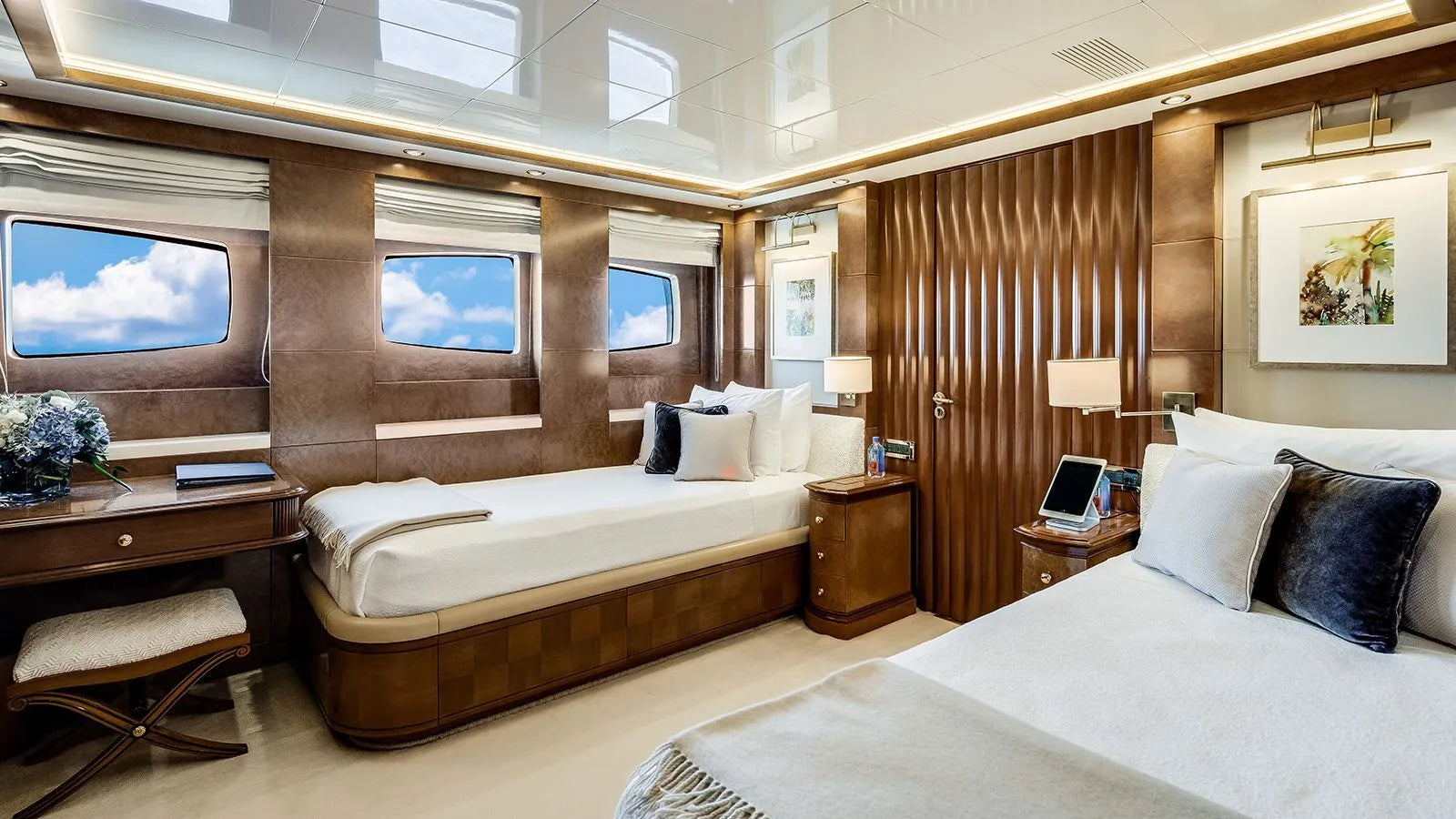 Oceanos Motor Yacht Rental Cannes France