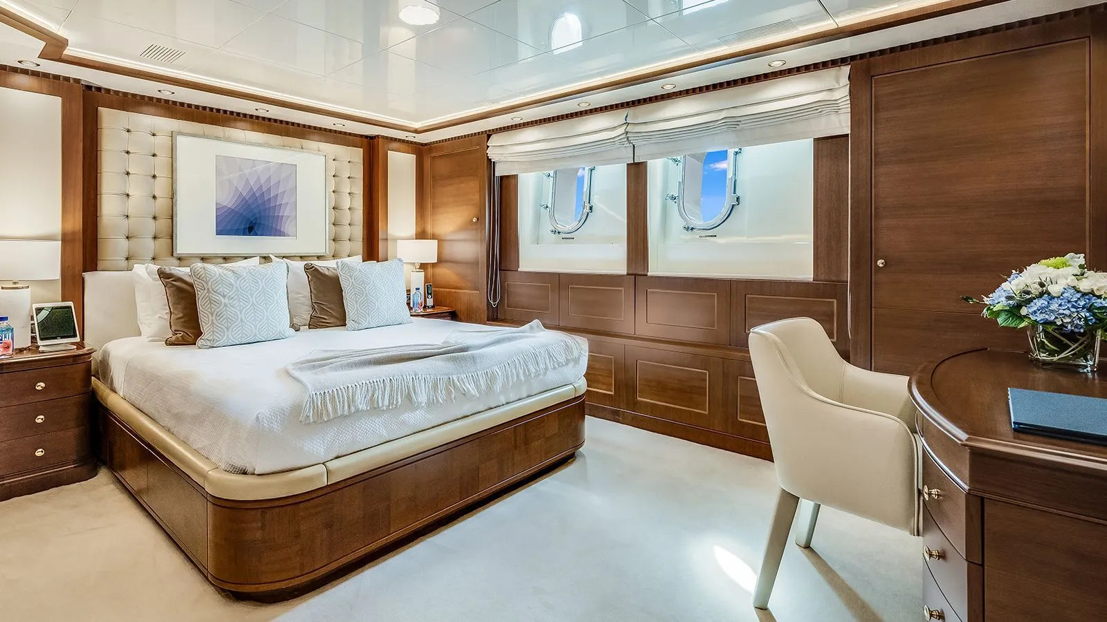 Mega yacht charter Cannes 