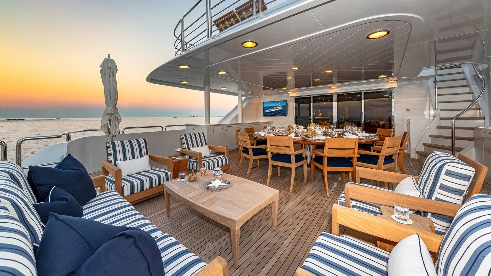 PISCES Amalfi Coast weekend yacht charter 