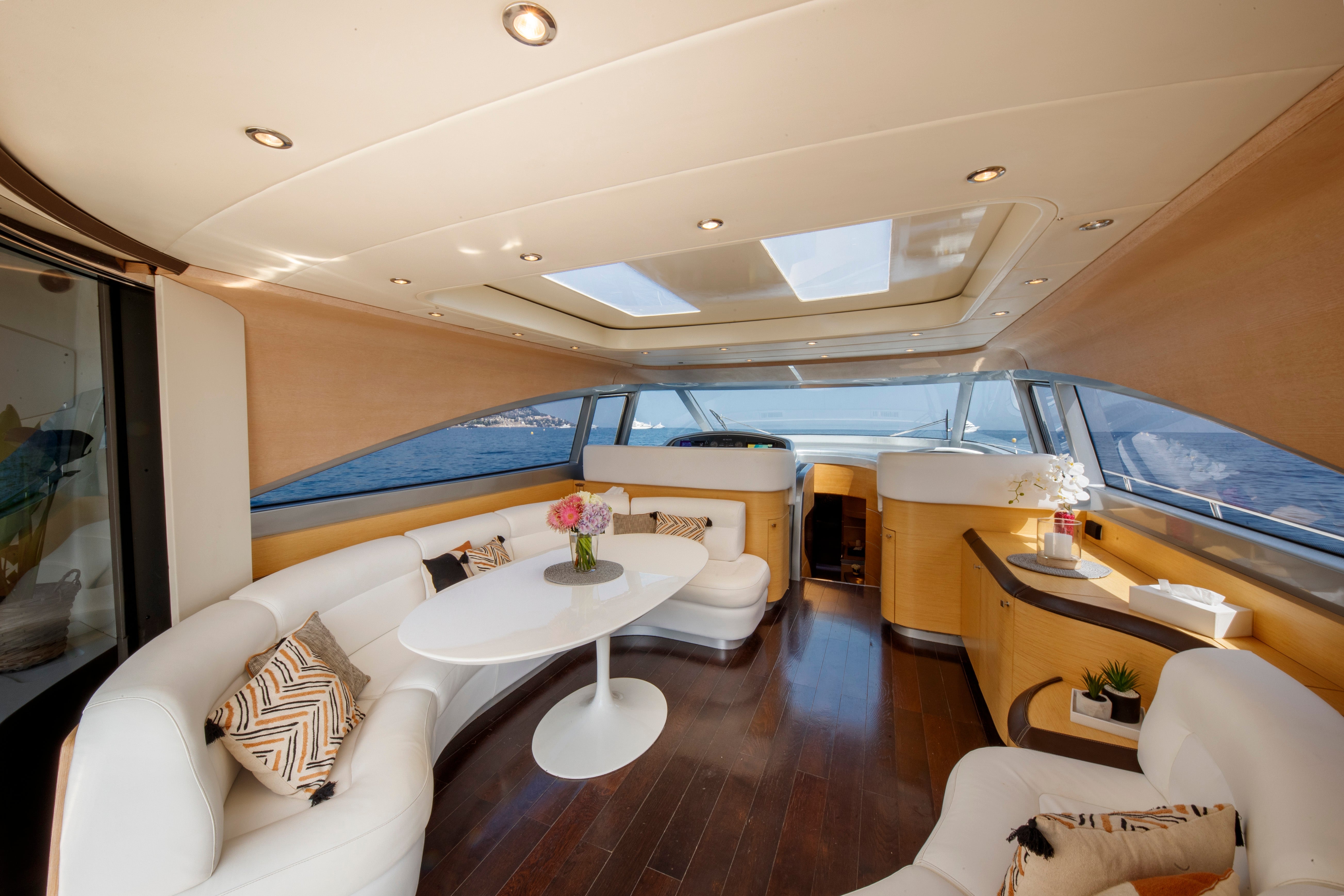 Best Yacht Charter Beaulieu sur Mer