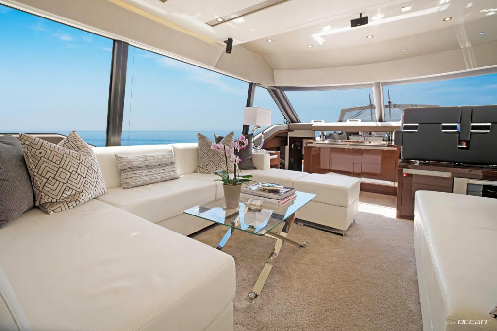 Mega yacht Charter St Tropez France