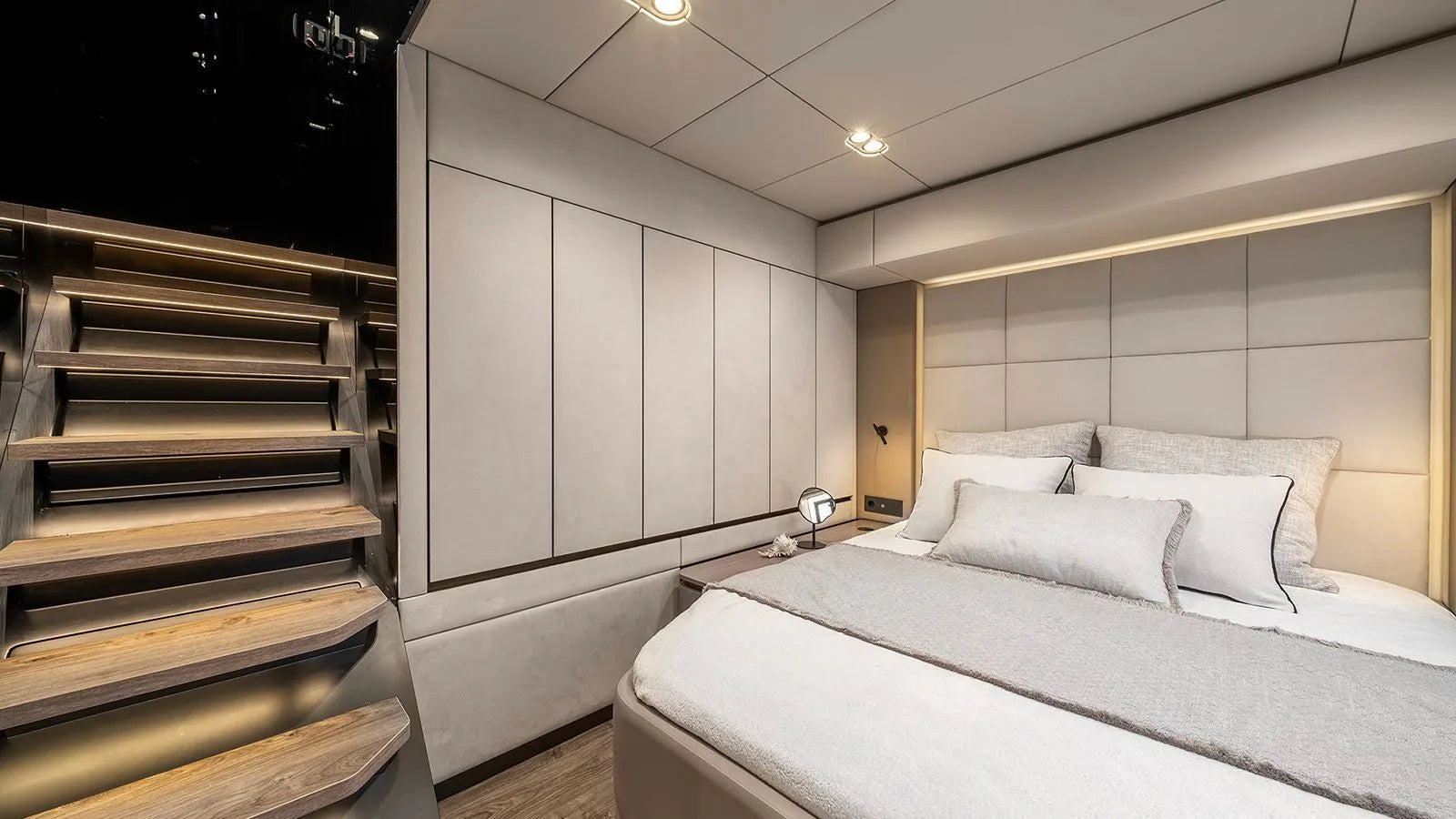 vacation yacht charter St Tropez France