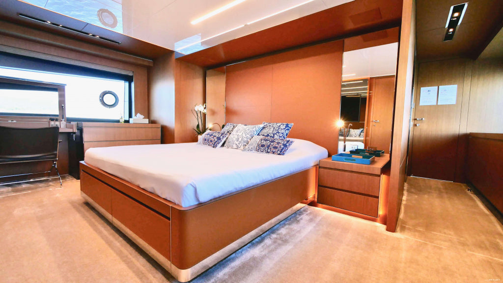 party yacht charter Cannes 