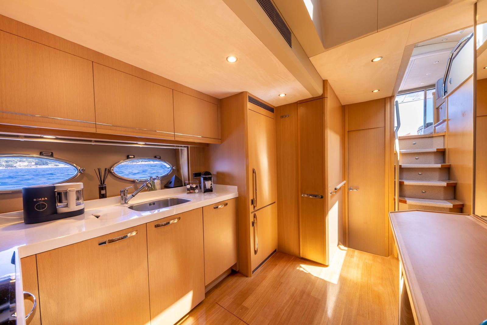 P'tite Bouille small yacht charter Cannes