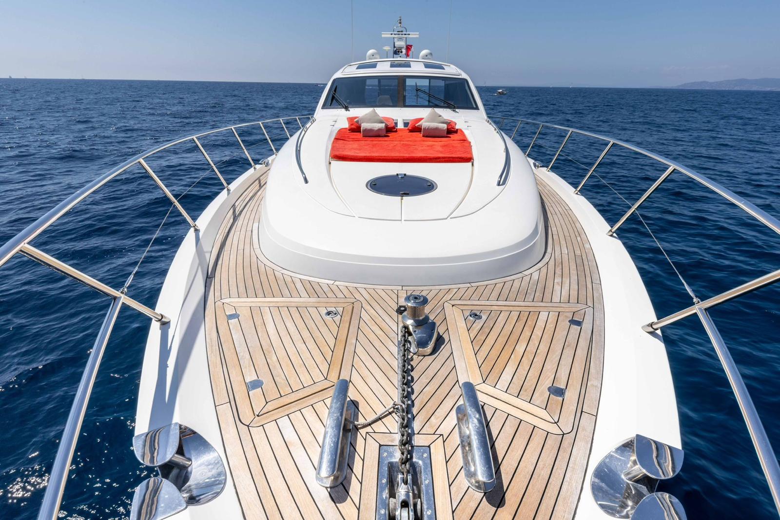 P'tite Bouille Motor Yacht Rental Cannes France