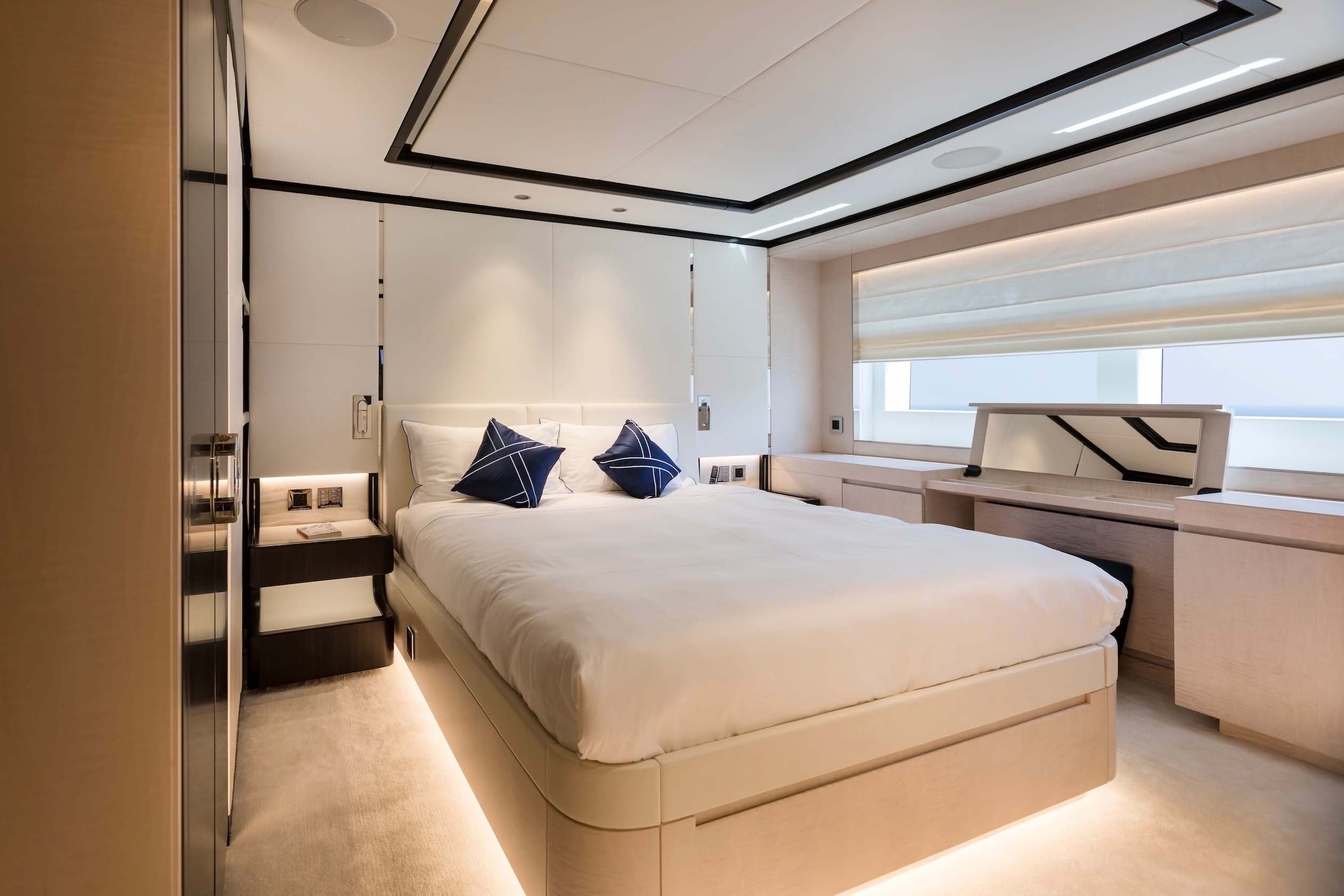 Mega Yacht Charter Beaulieu sur Mer