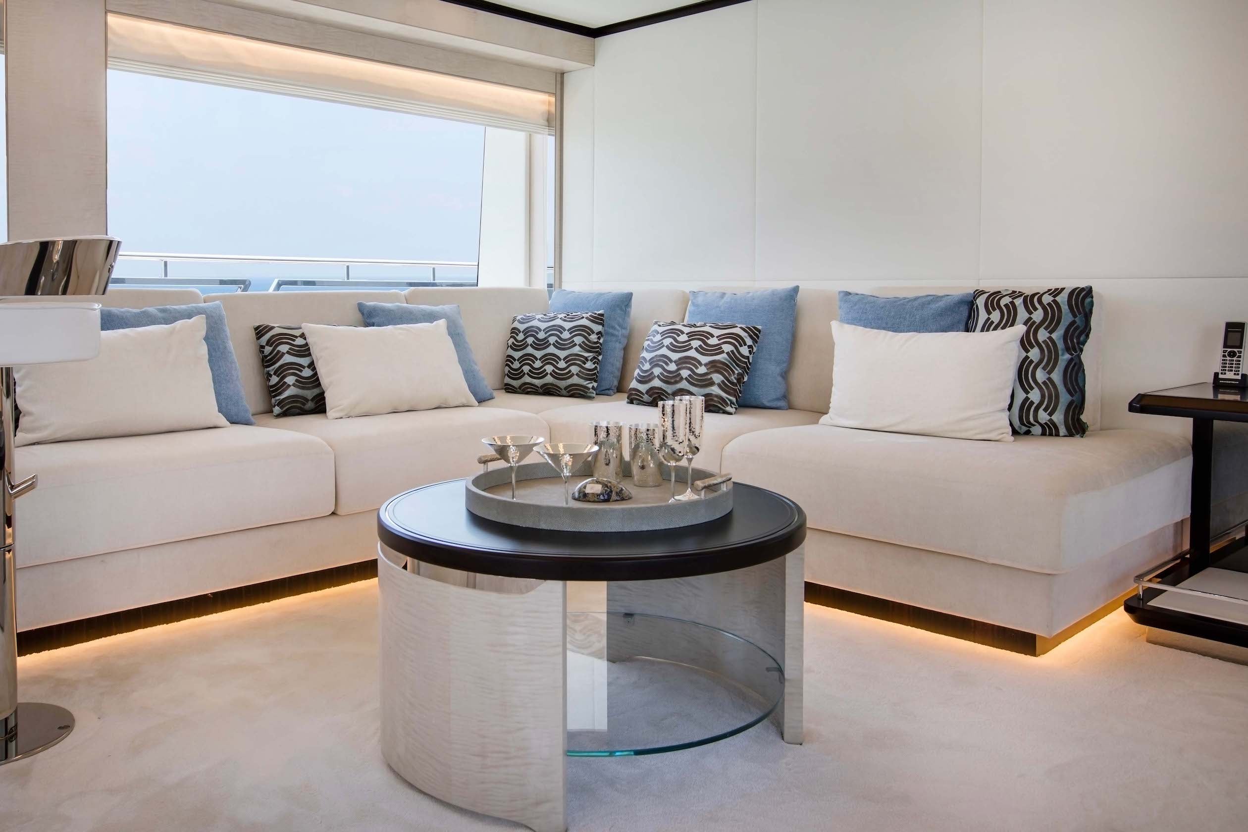 Mega Yacht Charter Beaulieu sur Mer