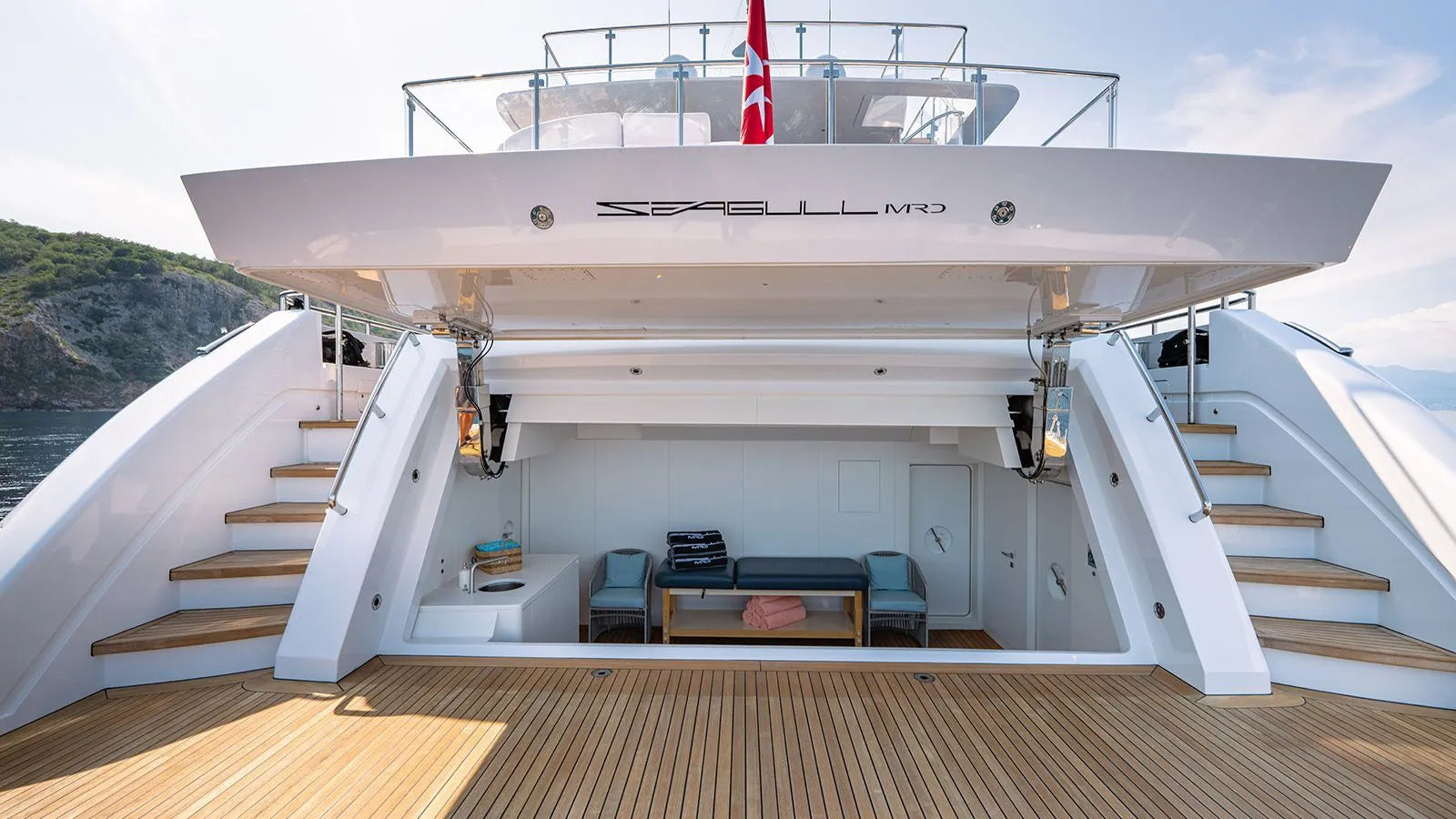 Weekly yacht Charter Cannes