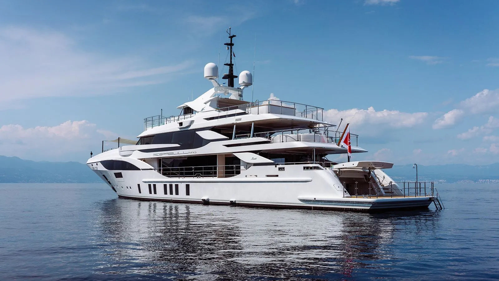 M/Y SEAGULL MRD Charter yacht club Cannes France