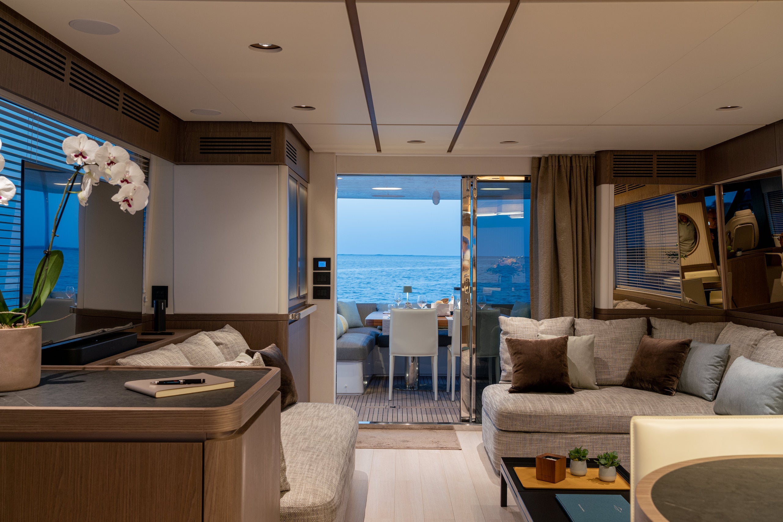Naples Italy private yacht charter