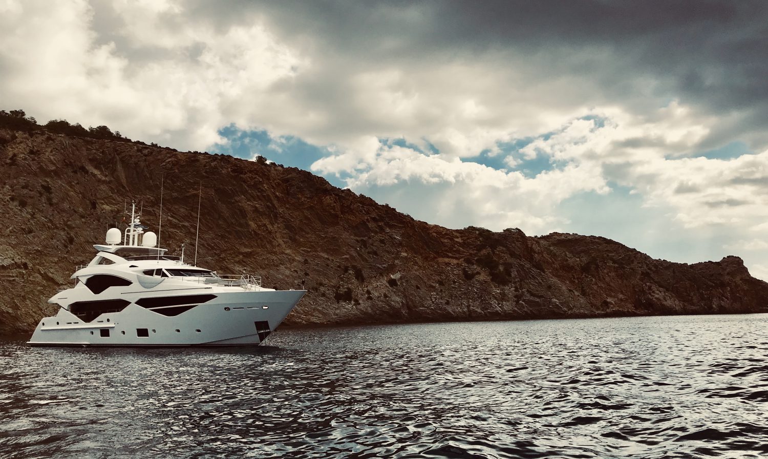Luxury Superyacht Charter Cannes 