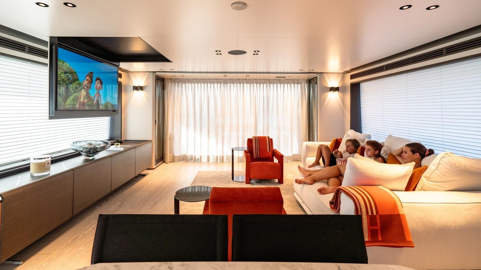M/Y AT ONE party yacht charter Cannes