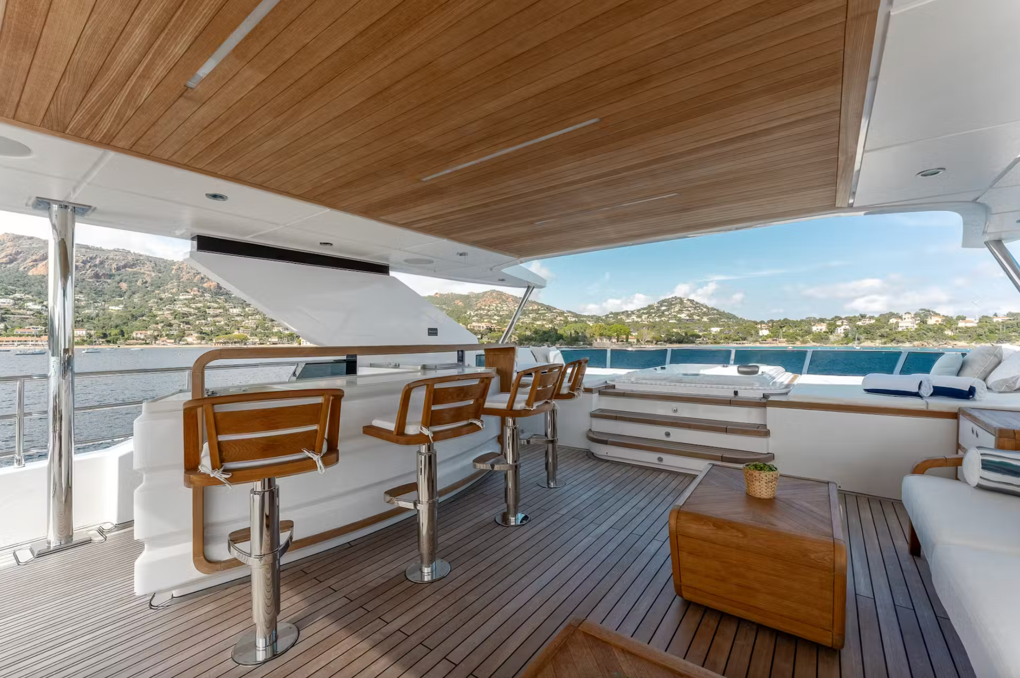 Term yacht Charter Cannes