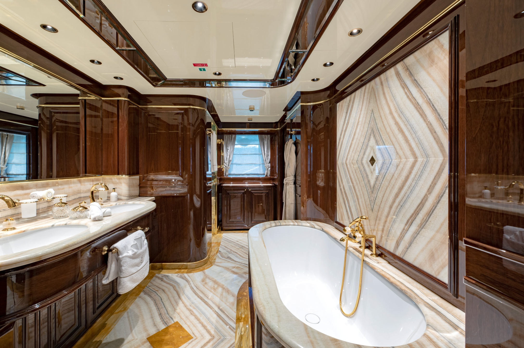 Family yacht charters French Riviera