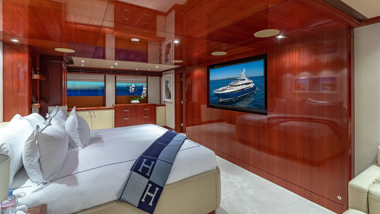 party yacht Charter Amalfi Coast