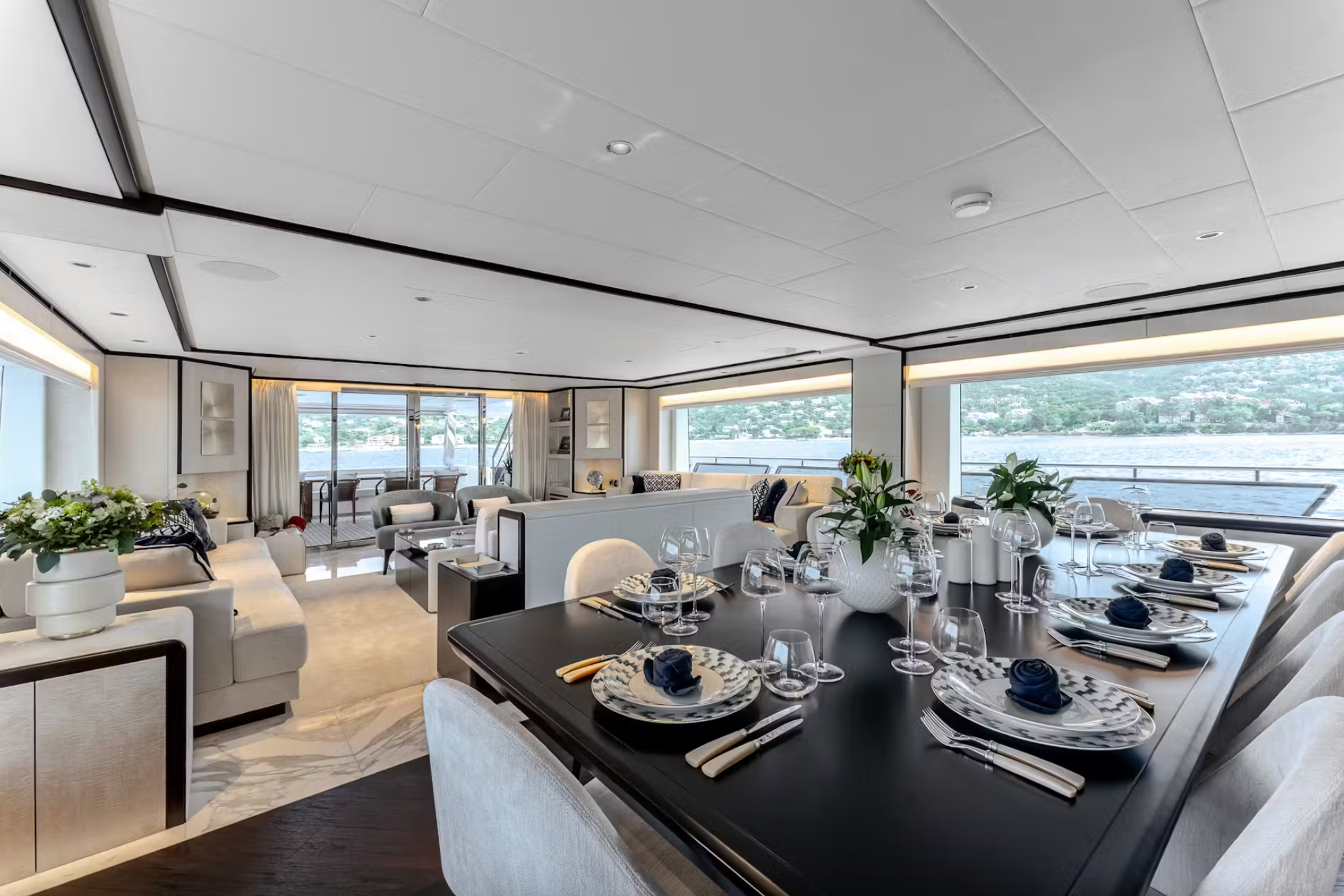 Motor Yacht for Charter cannes France