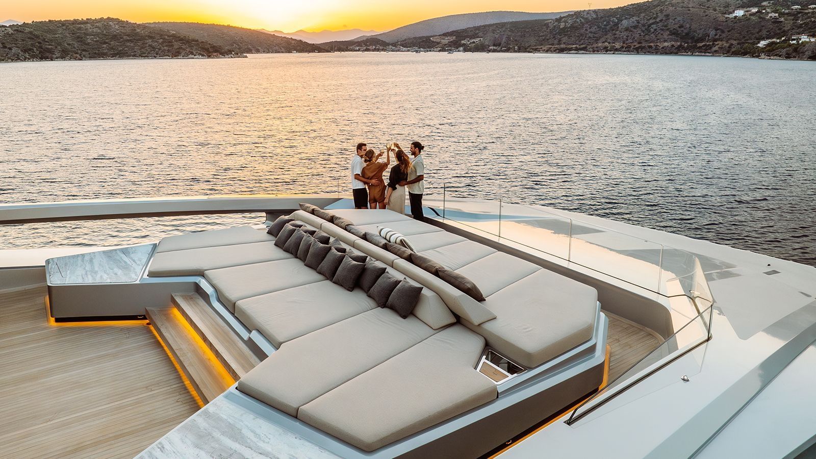 M/Y THIS IS IT yacht club charters Cannes