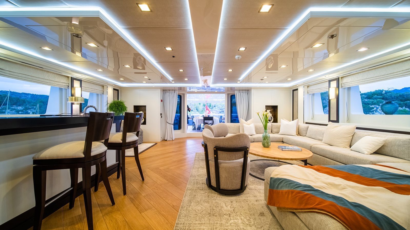 M/Y TURQUOISE Large yacht charter French Riviera