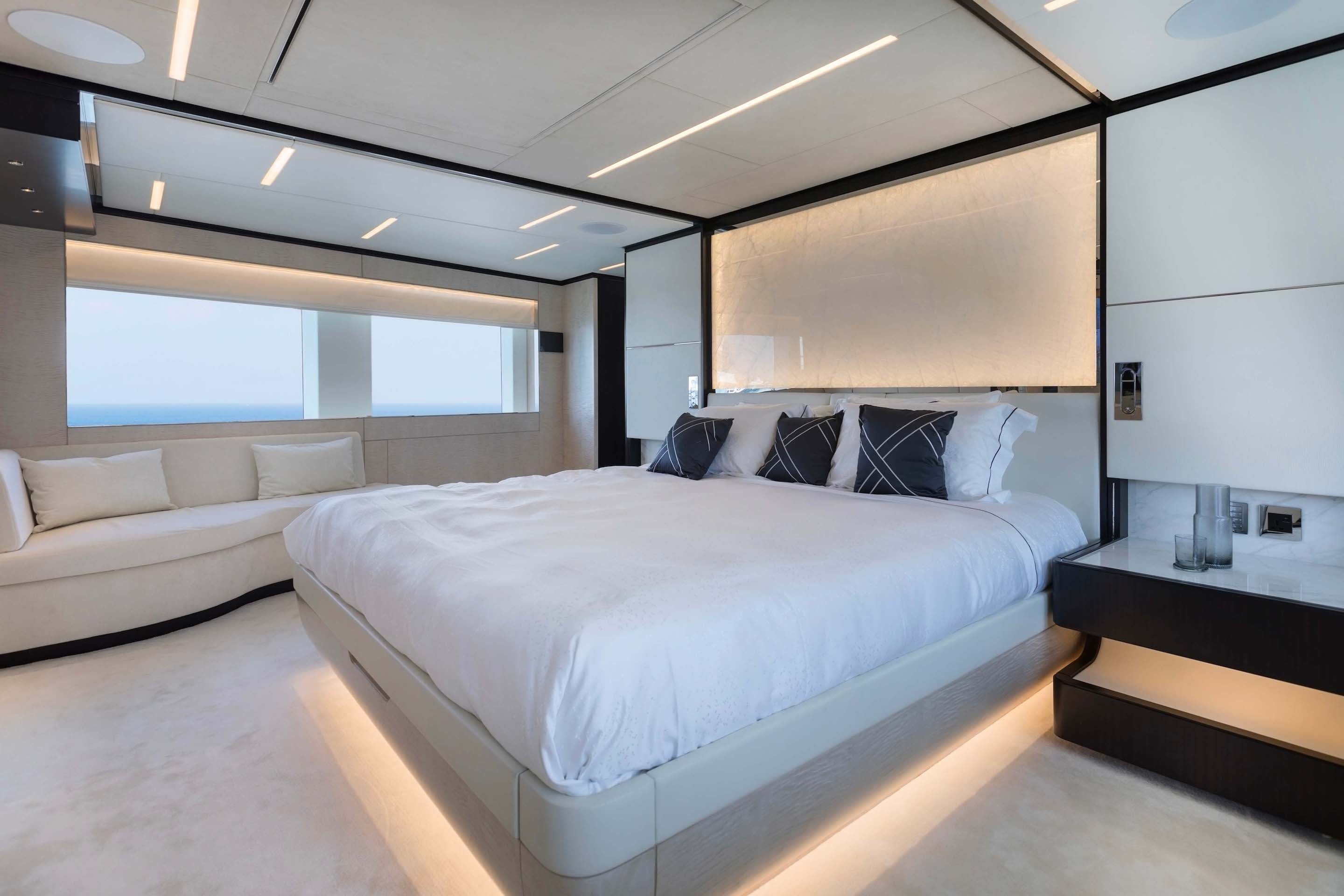 Mega Yacht Charter Beaulieu sur Mer