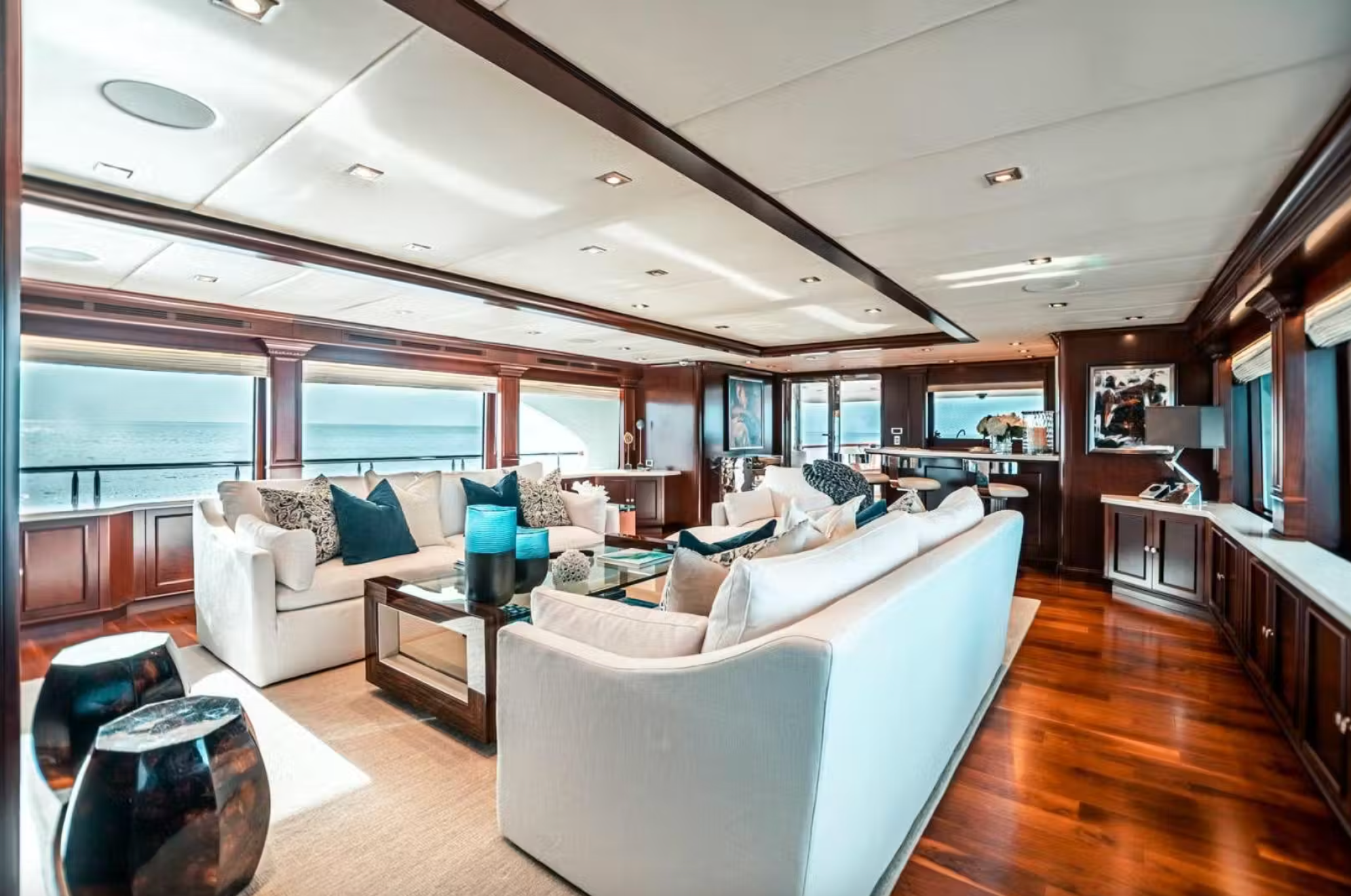 Weekly yacht Charter Caribbean