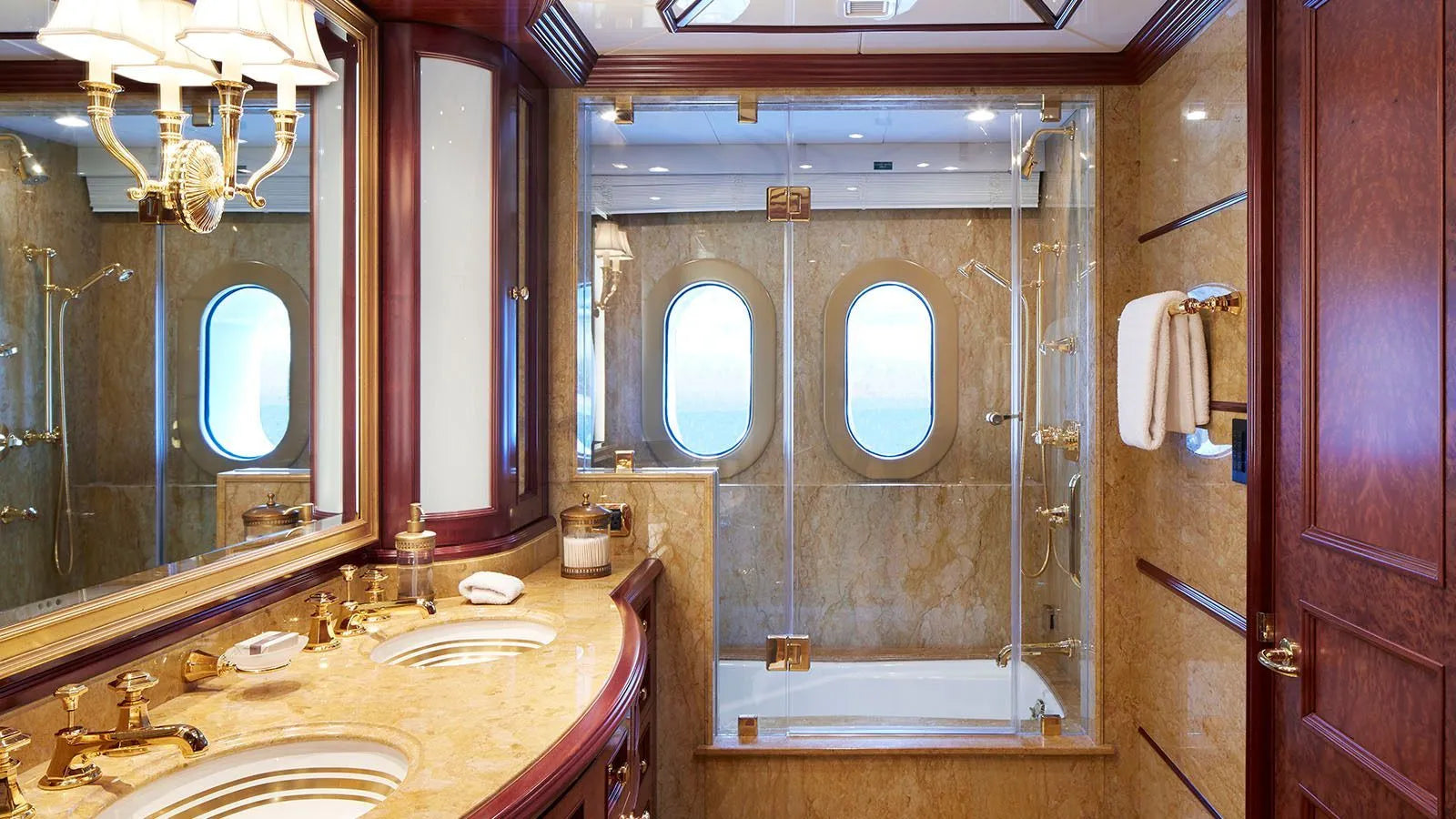 private yacht charter Cannes 
