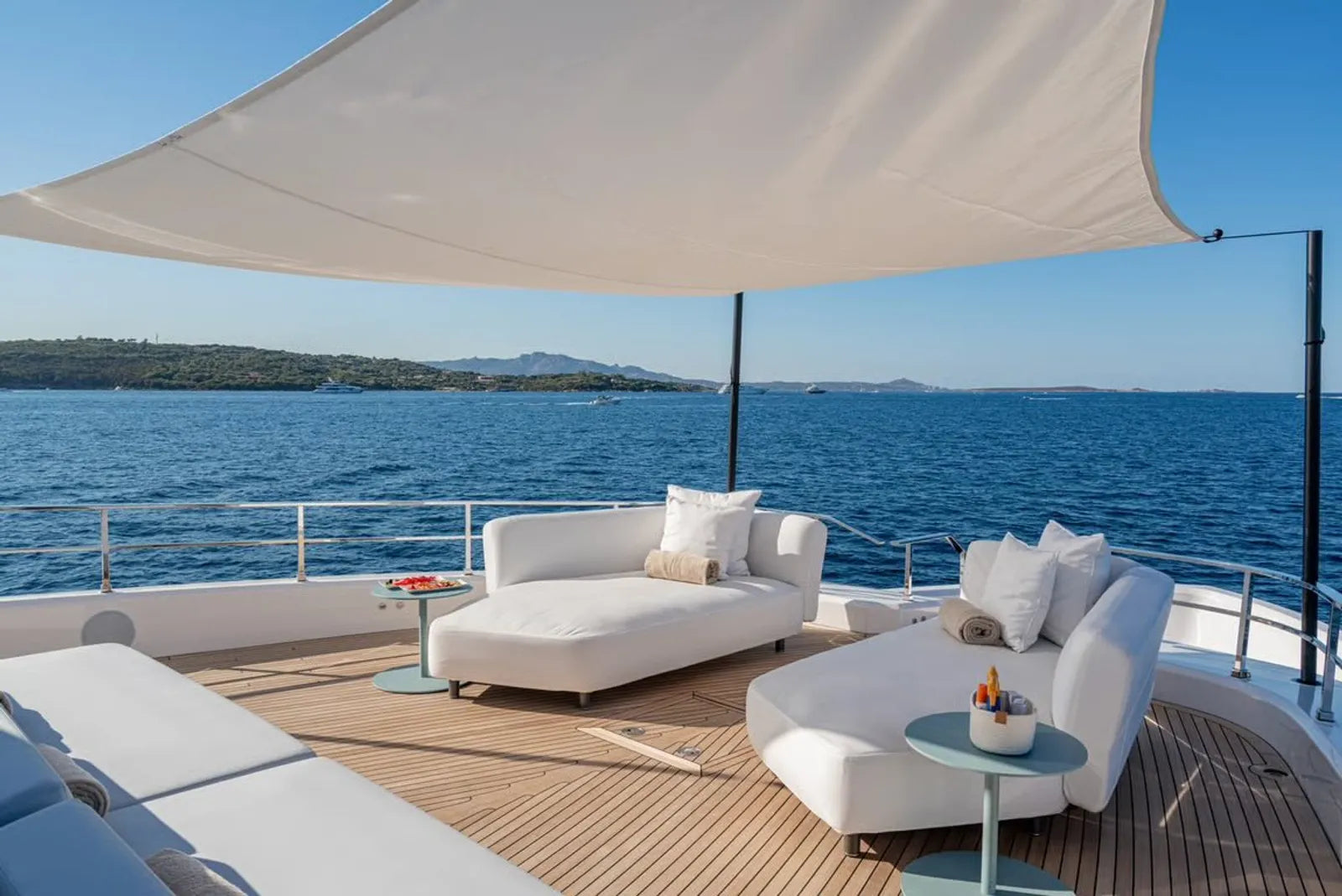 Mega Yacht Twins available for charter on the Amalfi Coast