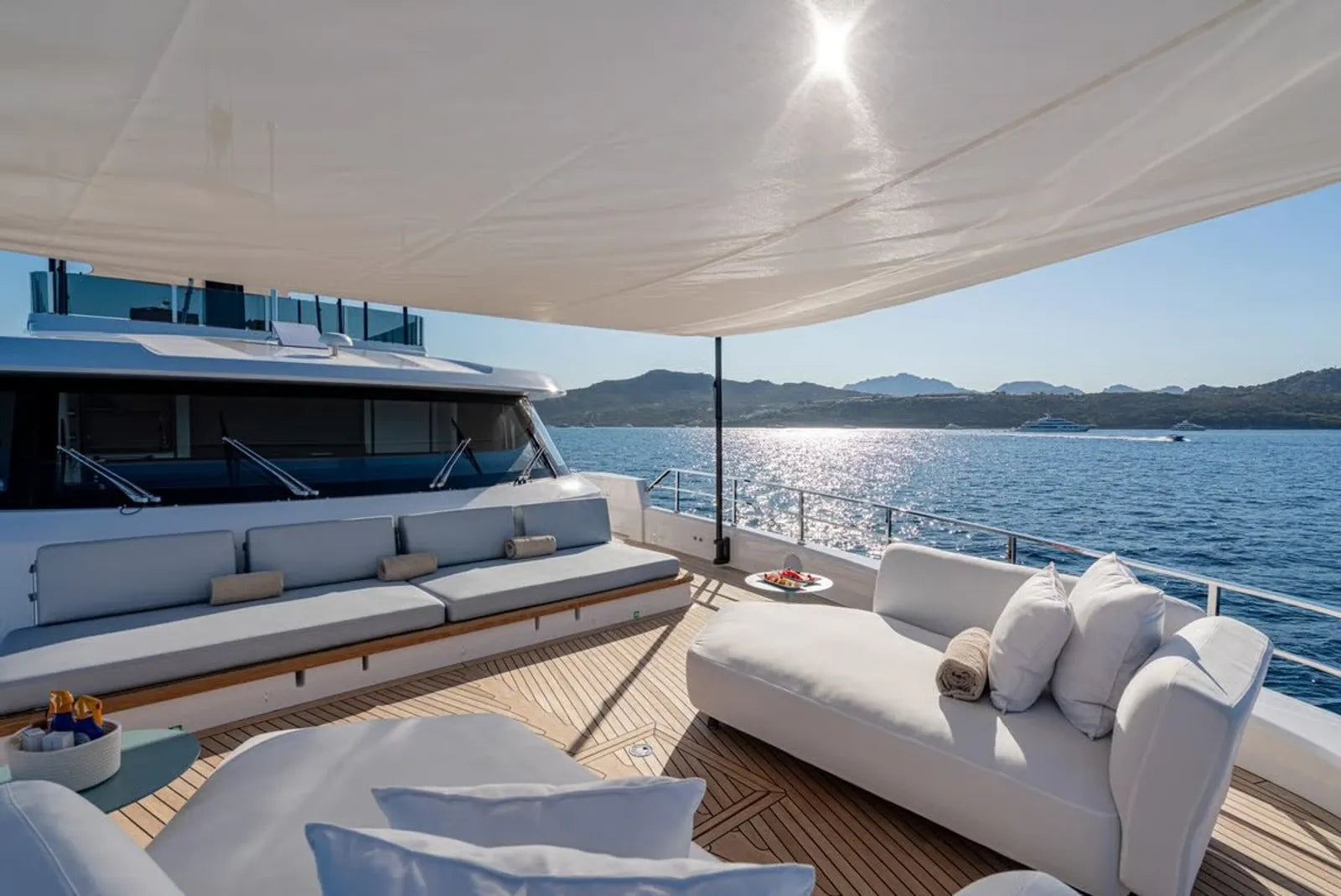 Luxury yacht Twins available for charter on the Amalfi Coast