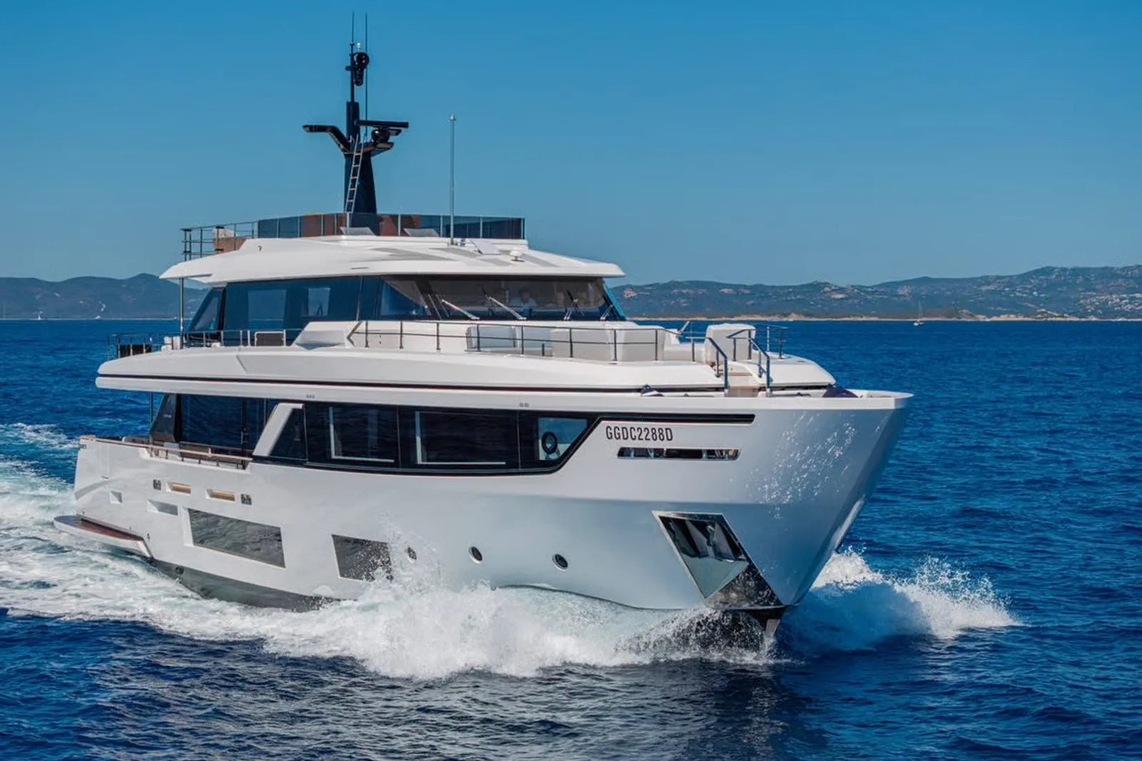 Luxury yacht Twins available for charter on the Amalfi Coast