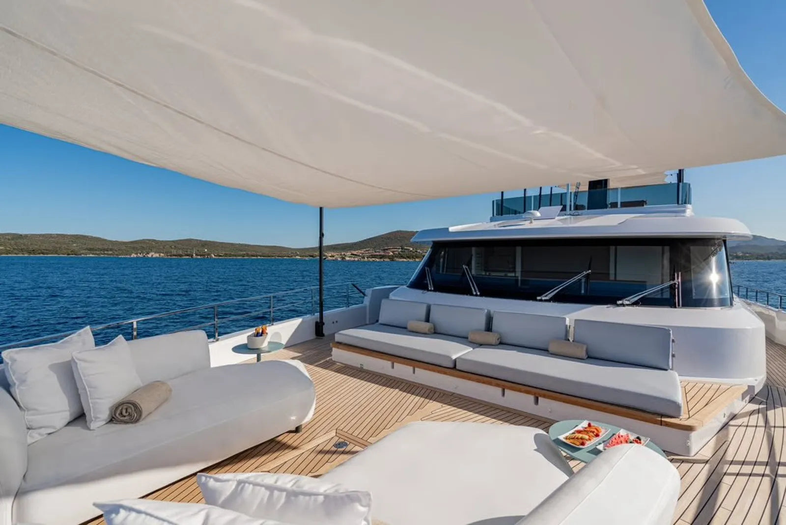 M/Y TWINS yacht cruise rental Portofino Italy