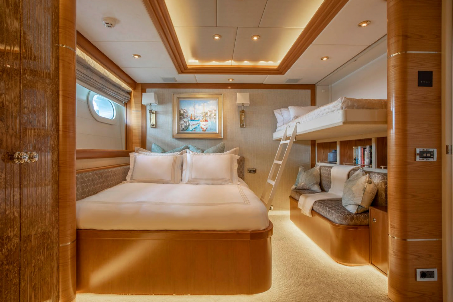 VIBRANCE mega yacht charter Saint Barts