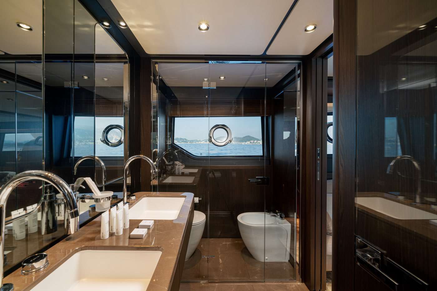 Private yacht-charter Naples Italy