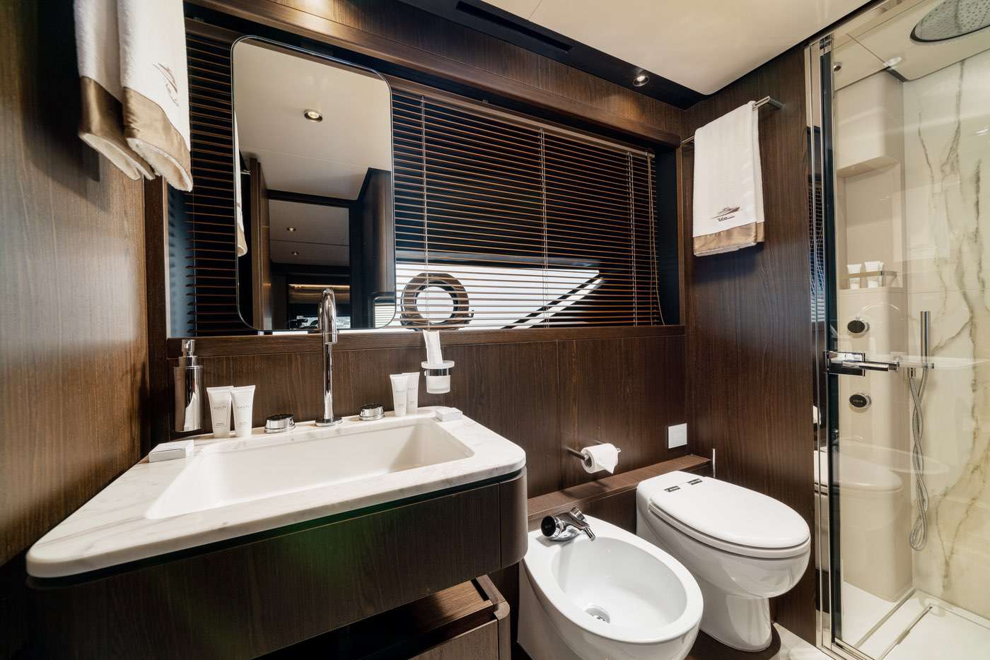luxury yacht Charter Naples Italy