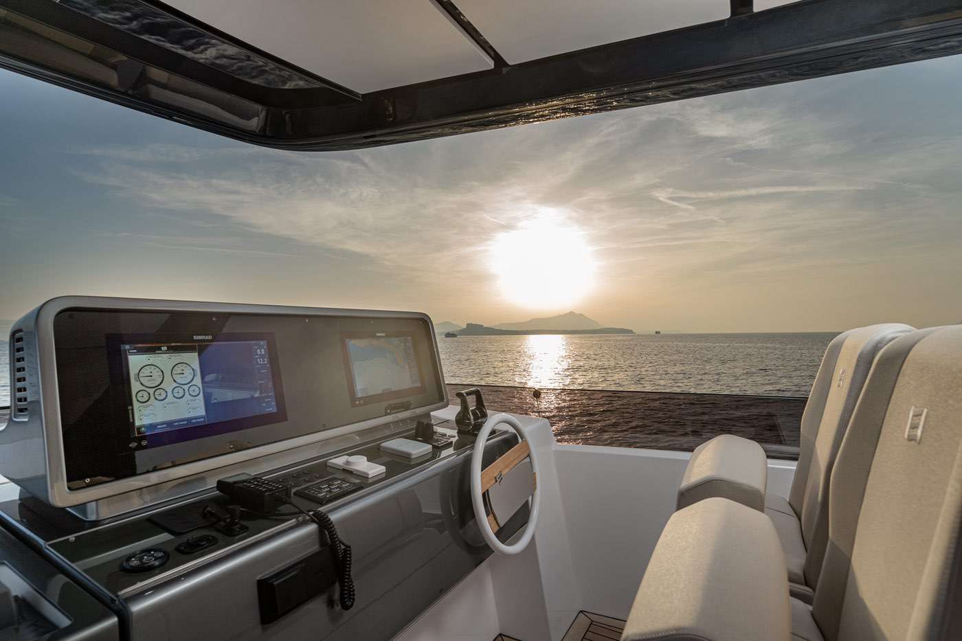 luxury yacht Charter Naples Italy