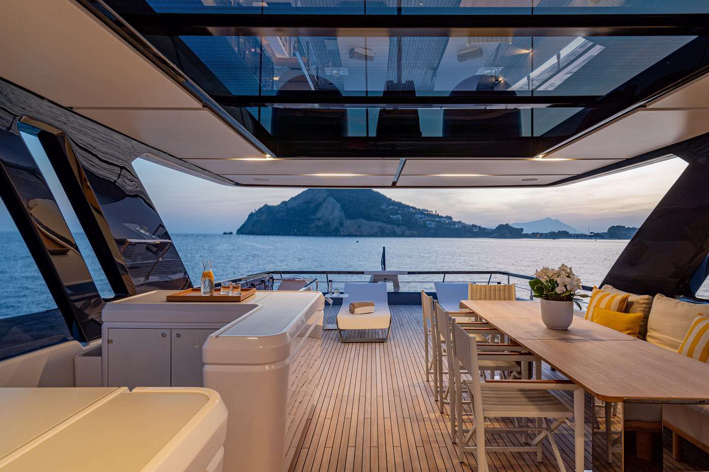 Luxury yacht charter Amalfi coast 