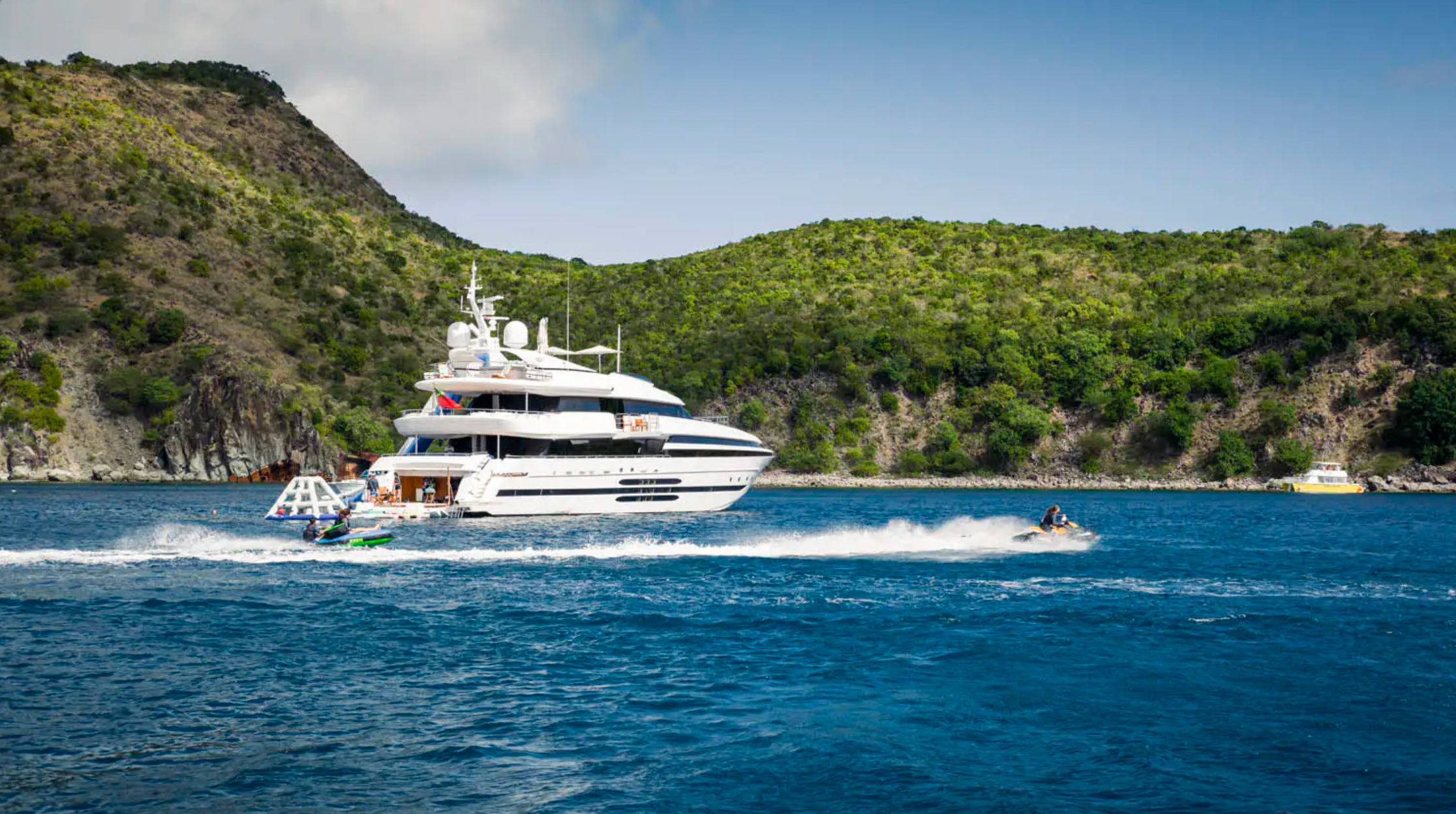 Balista Motor Yacht Charter Cannes France
