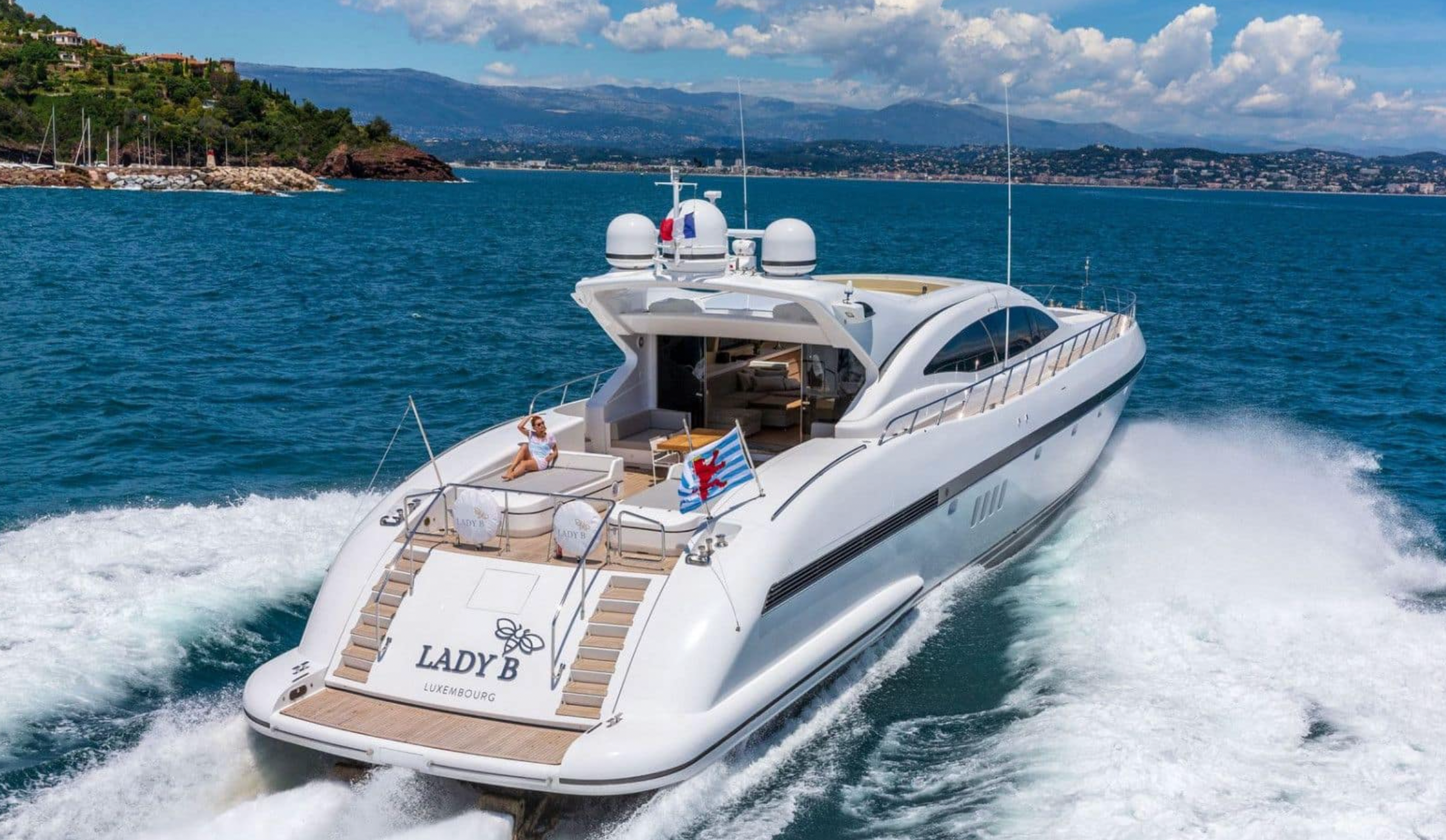 LADY B yacht Charter Cannes 