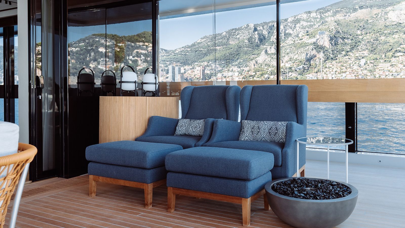 Weekly yacht Charter Cannes