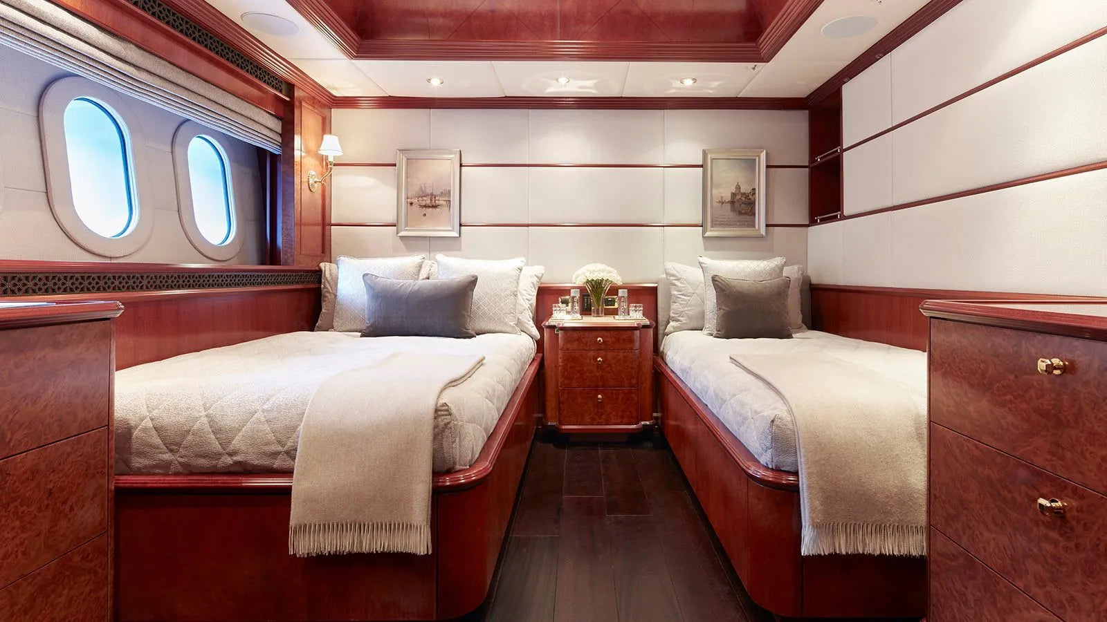 Boat charter Cannes France