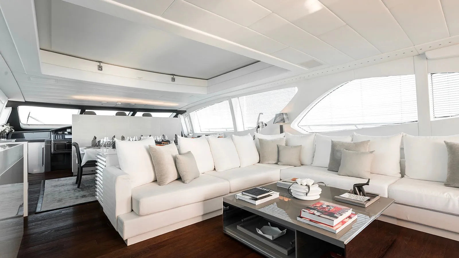 Term yacht Charter Cannes