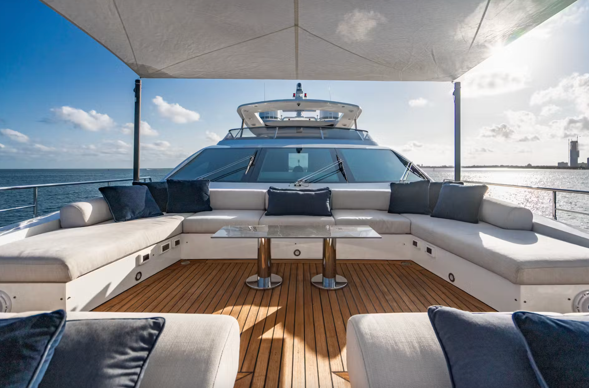 Luxurious yacht charters Caribbean