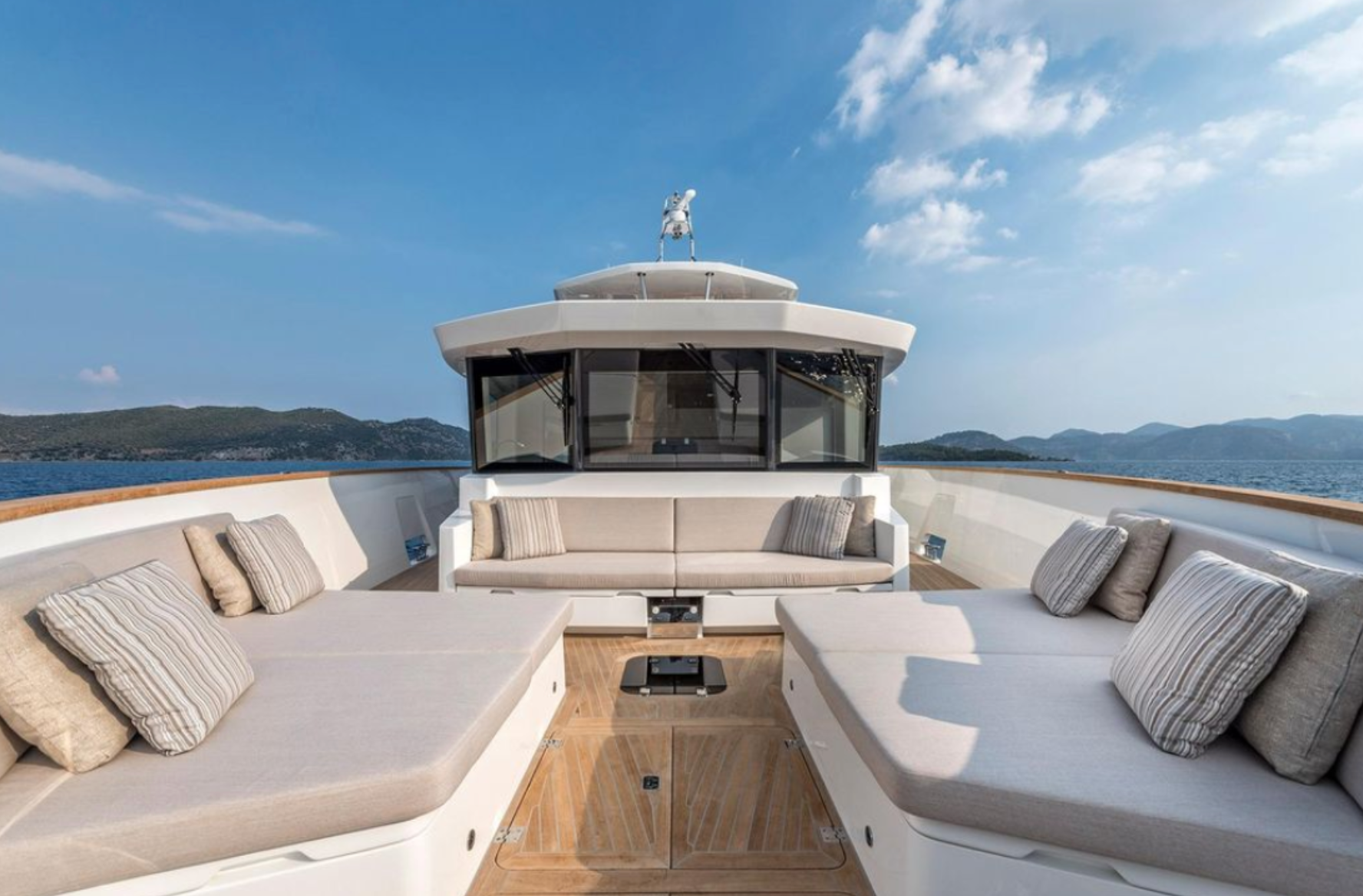 M/Y KAMOKA Best Yacht Charter Monaco