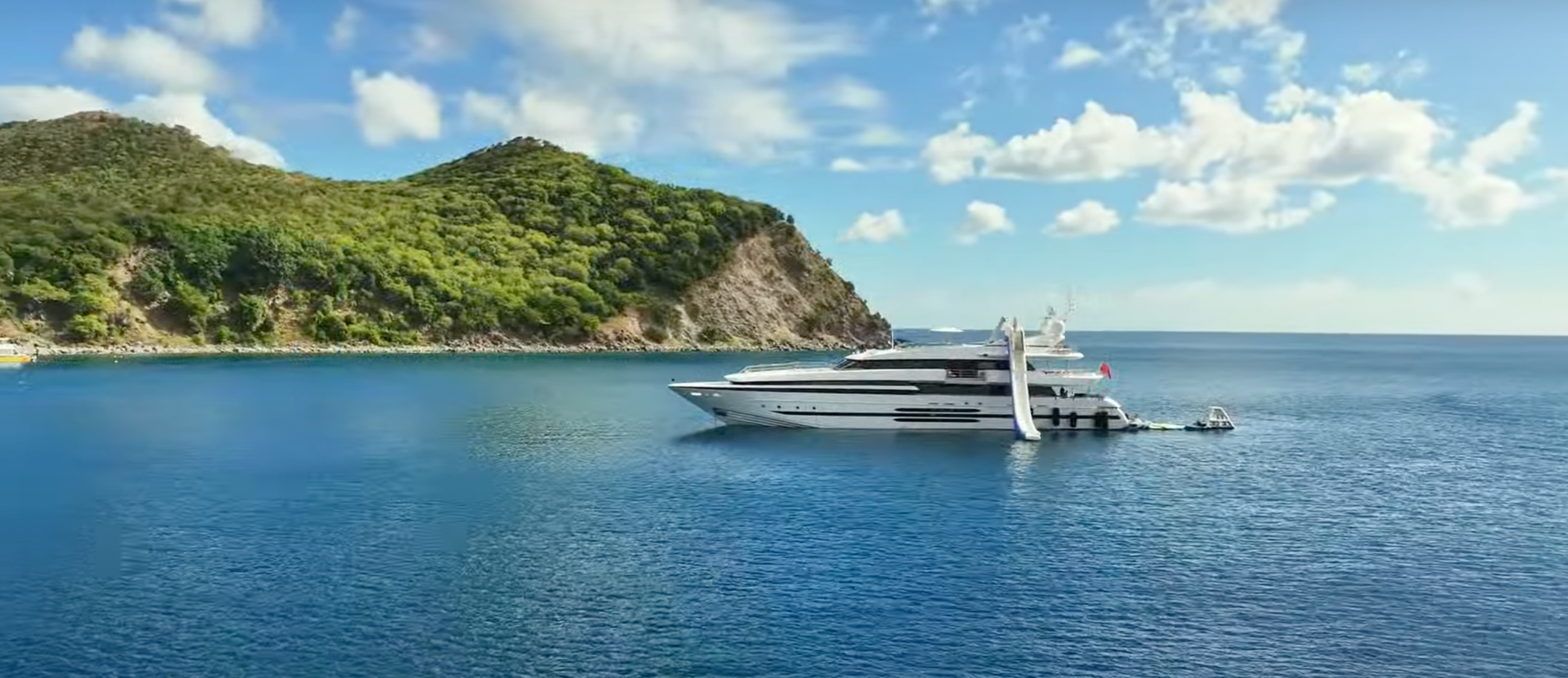 Mega yacht Charter Cannes 