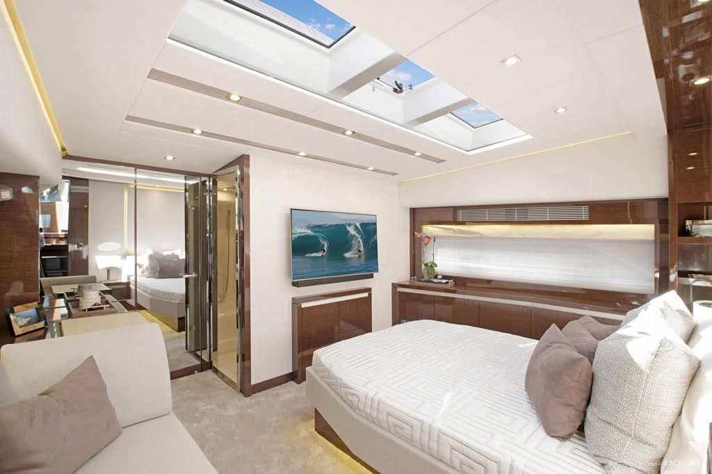 overnight yacht charter St Tropez France