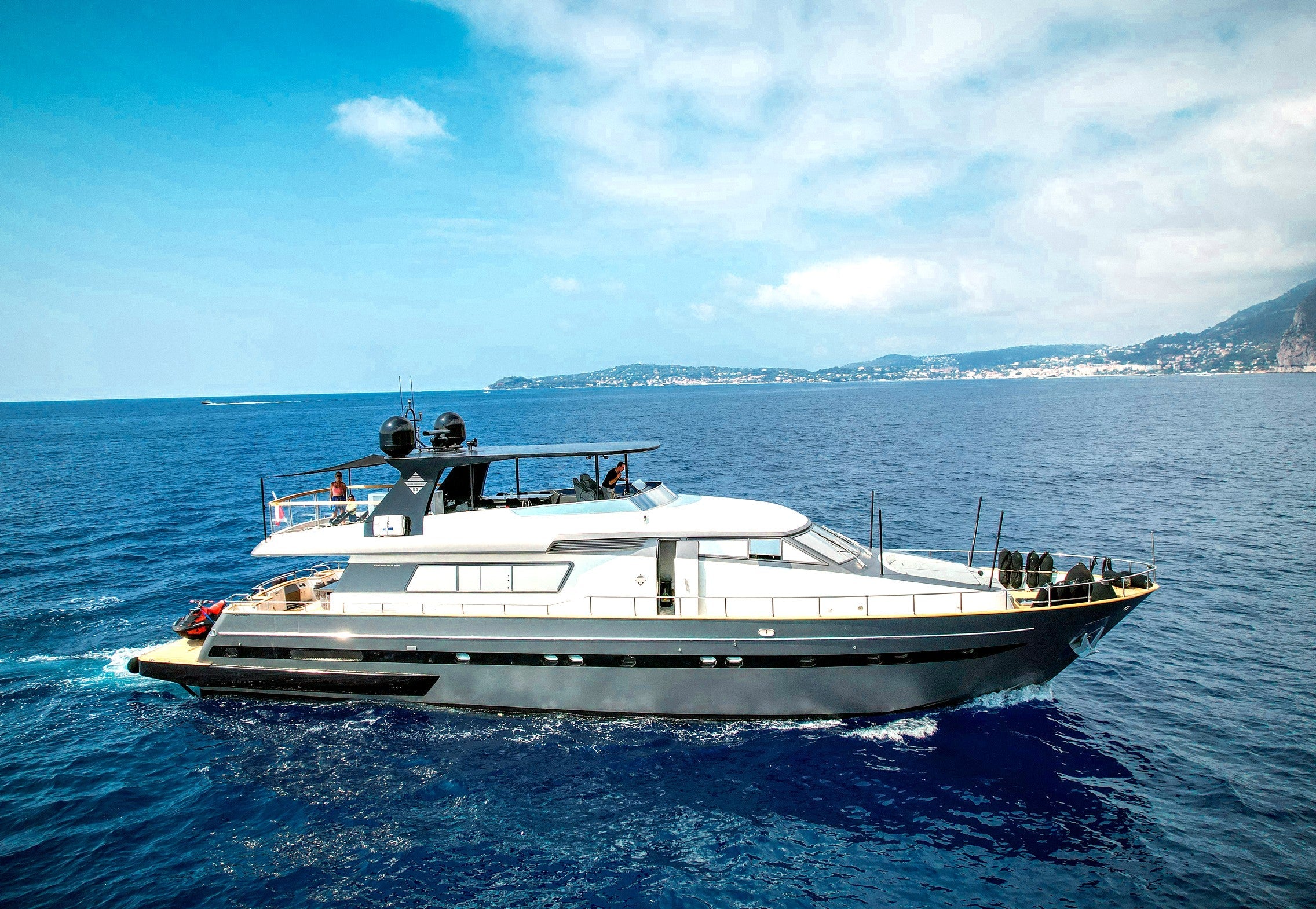 Mega yacht Charter St Tropez France