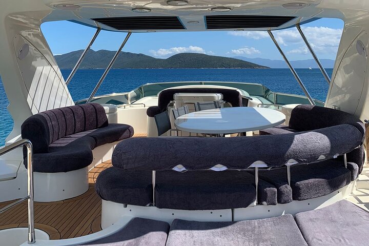 Mega yacht charter Mykonos Greece