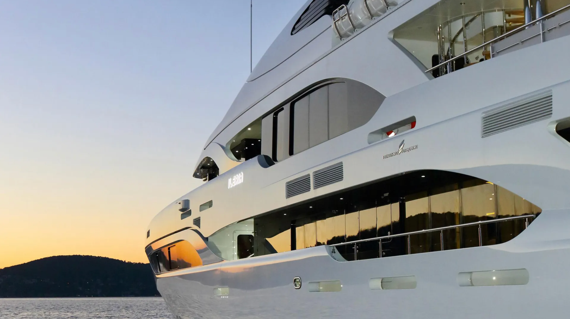 IMMERSIVE yacht charters in the Mediterranean
